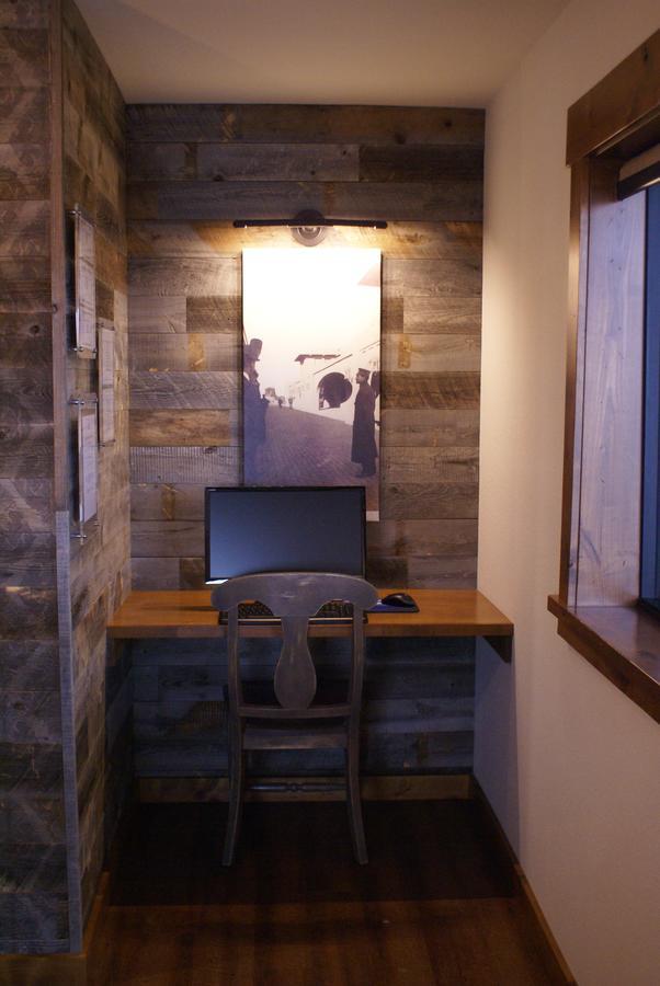 Boarders Inn & Suites By Cobblestone Hotels - Syracuse Buitenkant foto